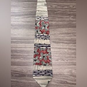 Vintage 100% Italian Silk Peter Thomas Tie